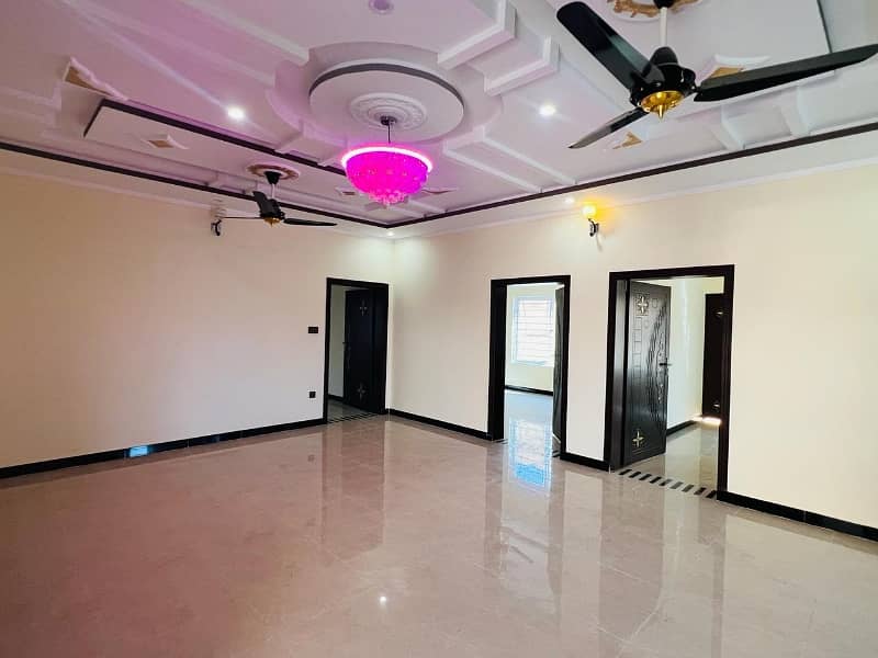 10 Marla Triple Storey Triple Unit House Available For Sale In Gulshan Abad 5