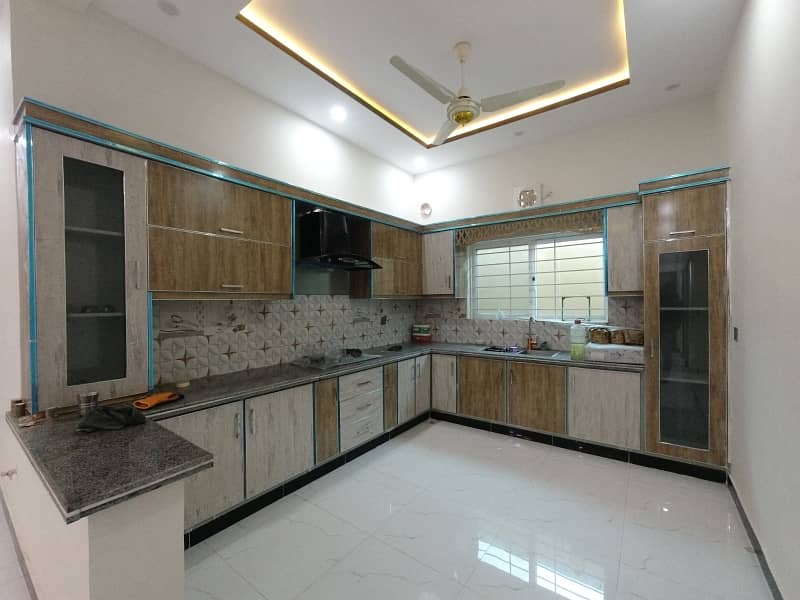 Main Double Road In Gulshan Abad Sector 2 House For Sale Sized 11 Marla 28