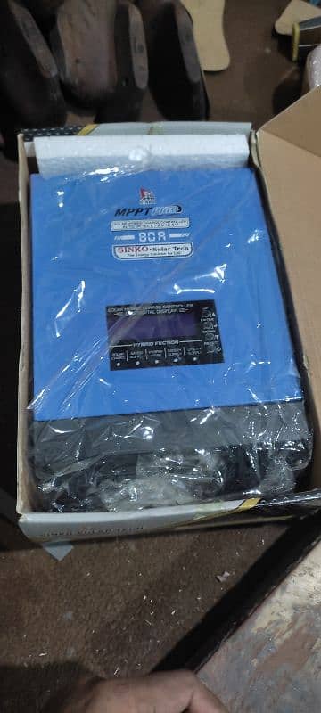 sinko mppt solar charge controller hai 80 ampair ka 0