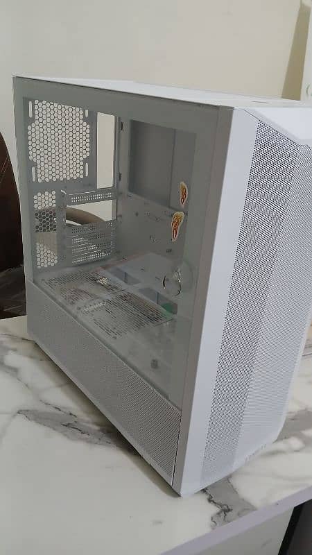 lianli lan cool mesh 2 gaming case with box 1