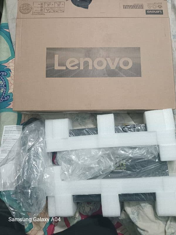 Lenovo v14 g3 Brand new 12 Generation Core i5 256ssd/8ram 3