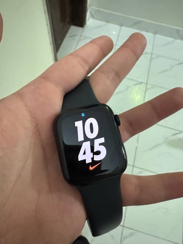 Apple Watch Series SE 2023 0