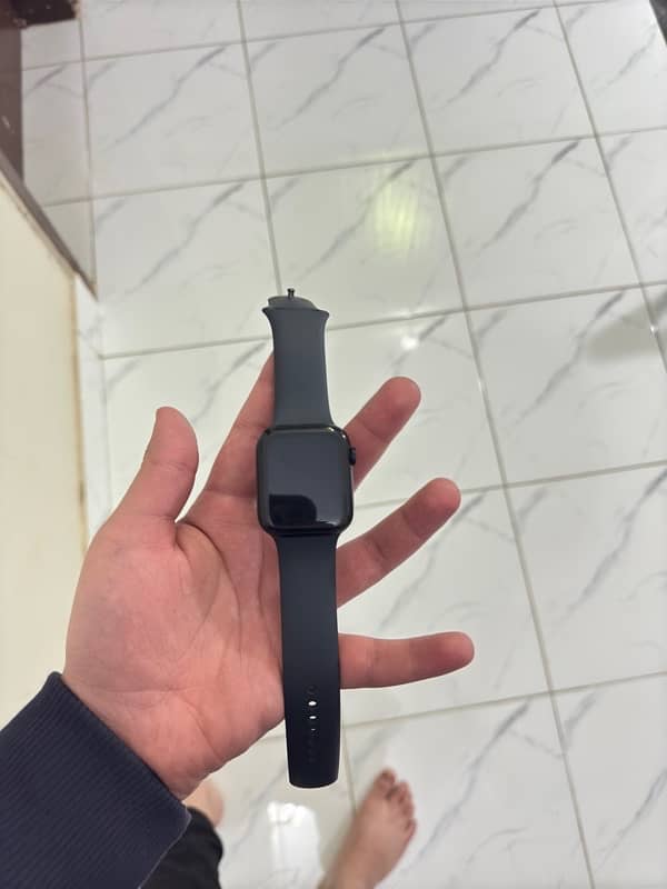 Apple Watch Series SE 2023 4