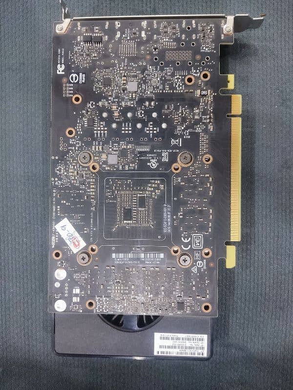 Nvidia Quadro P2000 (5 GB) 1