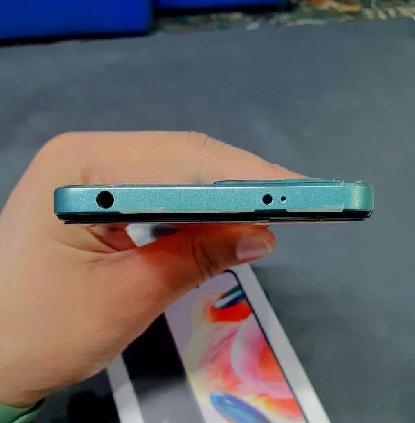 Xiaomi Redmi note 12 2