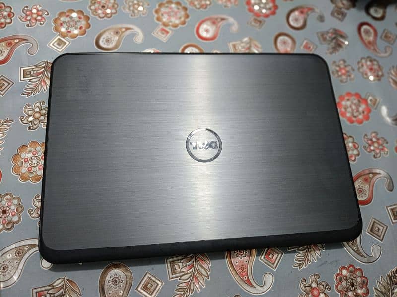 Dell latitude 3450.    Metal Body.    15.6 LED.    (0332-0037723) 0