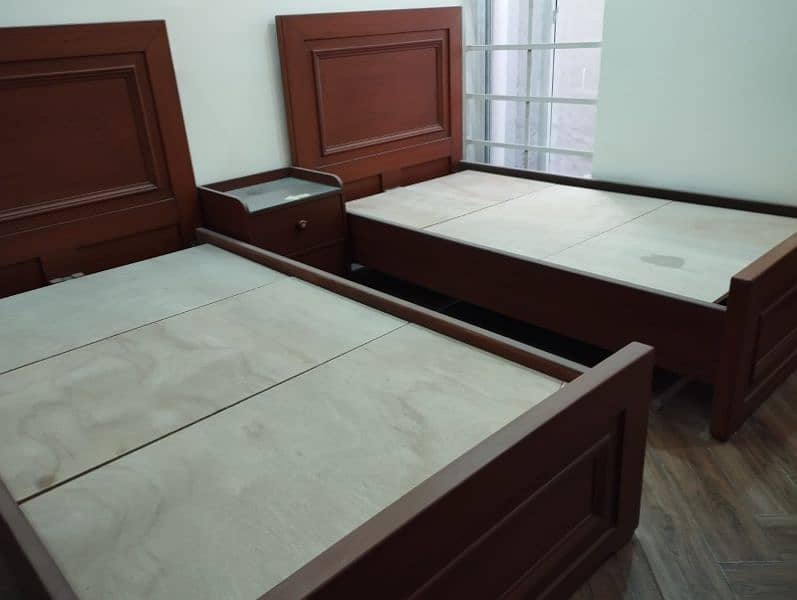 SINGLE BED, SIDE TABLE (100% UNUSED) without MATTRESS ,DRESSING UNIT 3