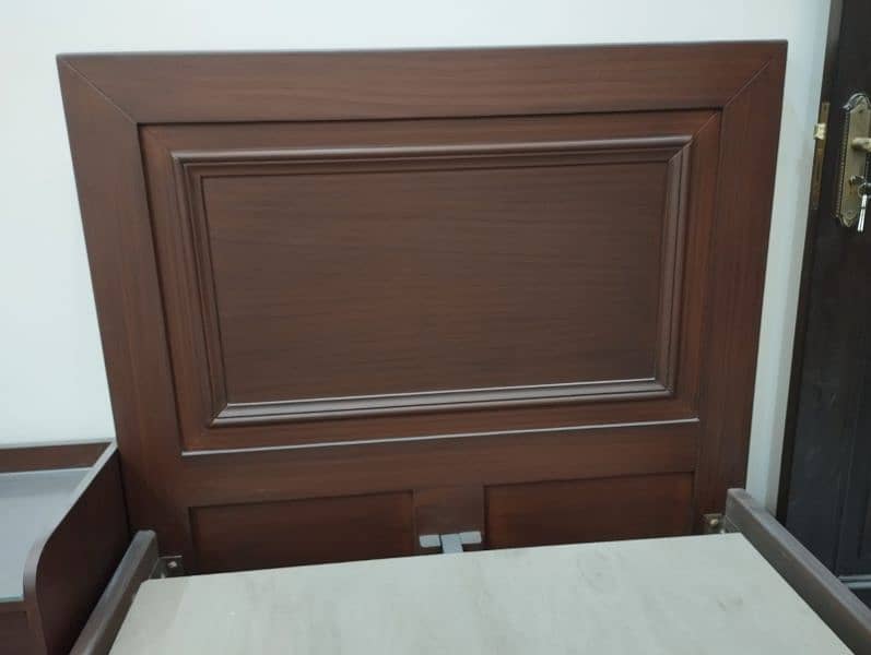 SINGLE BED, SIDE TABLE (100% UNUSED) without MATTRESS ,DRESSING UNIT 4