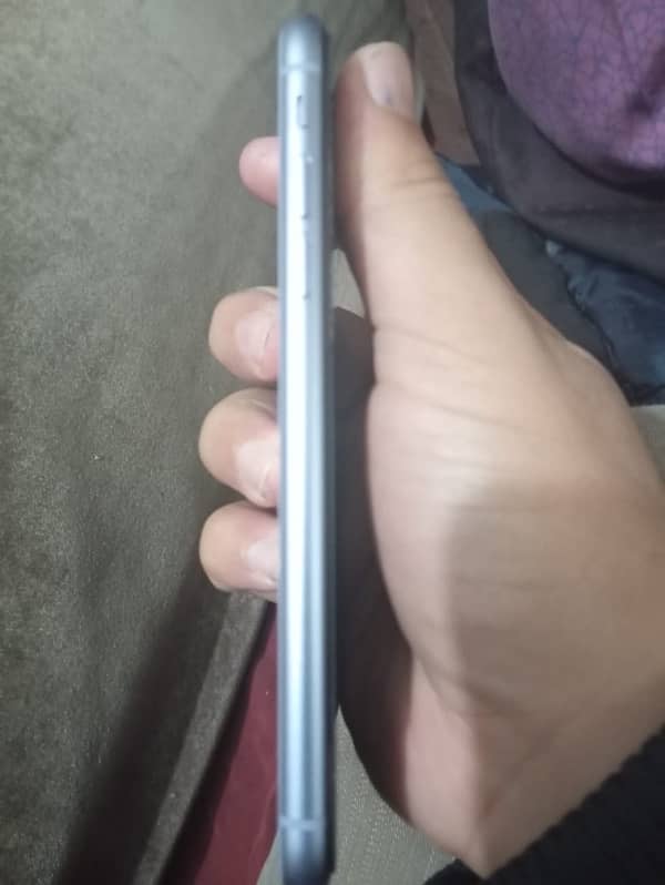 IPhone 11 non pta 5