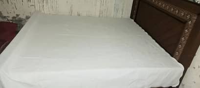 King Size used bed for sale in good condition