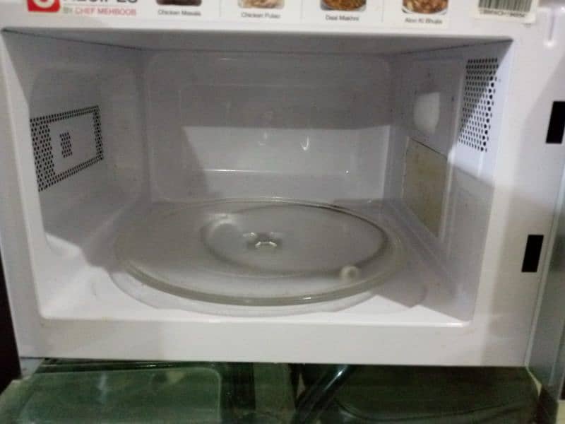 Dawlence Microwave 4