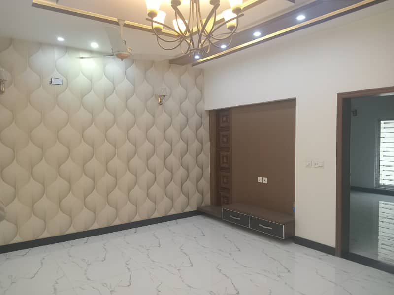 10 marla house for rent in Tulip Block Bahria Town Lahore 14