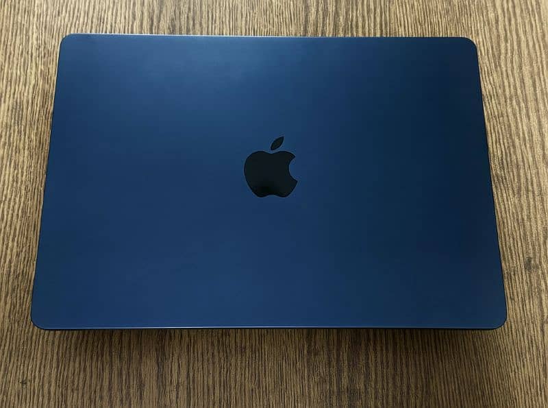 Macbook air m2 2022 0