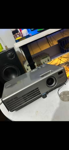 EPSON PROJECTOR EMP732