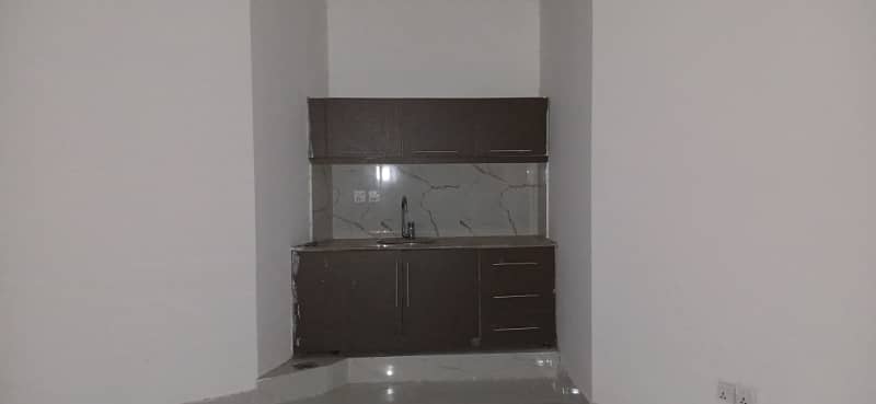 Brand New 538 Square Feet Office Available For Rent In Grand Square Mall Main Boulevard Gulberg 3 5