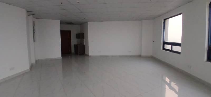 Brand New 813 Square Feet Office Available For Rent In Grand Square Mall main boulevard Gulberg 3 14