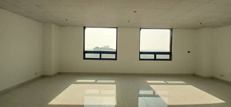 Brand New 689 Square Feet Office Prime Space Available For Rent In Grand Square Mall 0