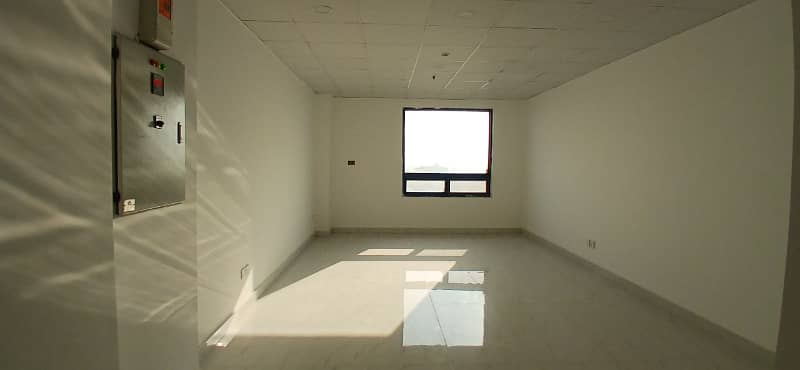 Brand New 422 Square Feet Office Prime Space Available For Rent In Grand Square Mall 6