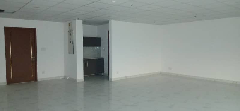 883 Square Feet Office Prime Space Available For Rent In Grand Square Mall 3