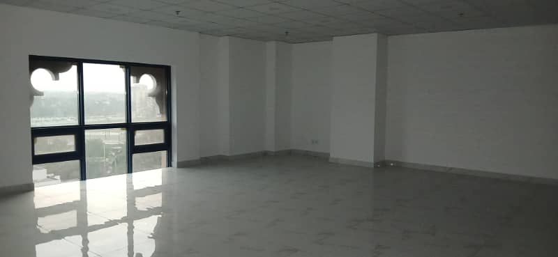 883 Square Feet Office Prime Space Available For Rent In Grand Square Mall 7