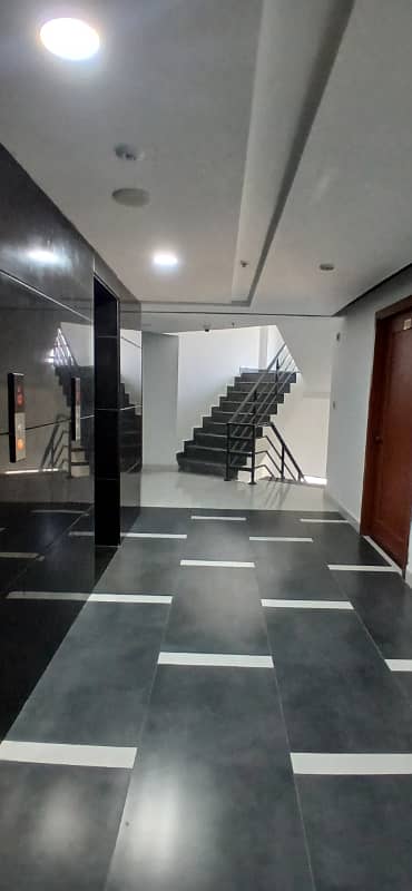 883 Square Feet Office Prime Space Available For Rent In Grand Square Mall 15