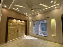 5 marla Facing Park house for rent in Ali Block, Bahria Town Lahore