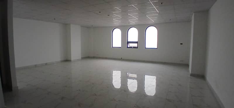 Brand New 649 Square Feet Office Prime Space Available For Rent In Grand Square Mall 0