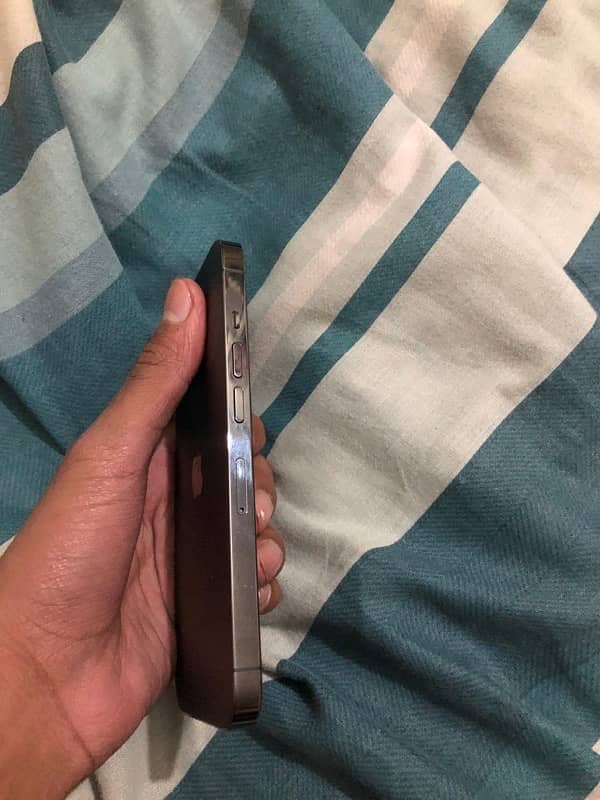 iphone 13 Pro (  WATER PACK ) // 03269969969 whatsapp and local 3