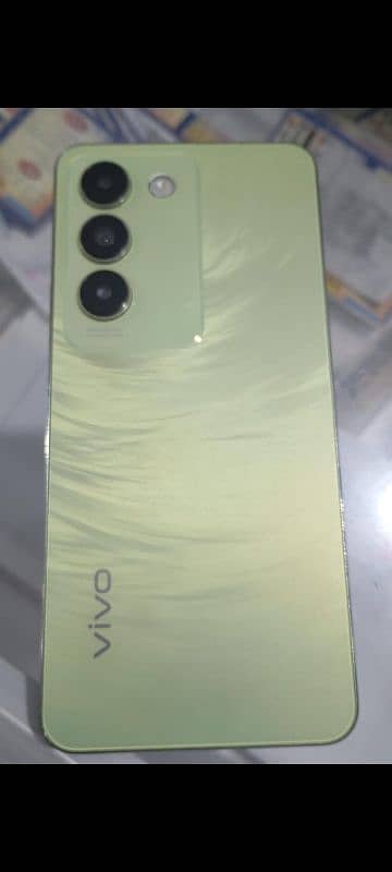 vivo y100 8/256 0