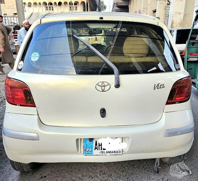 Toyota Vitz 2004 2