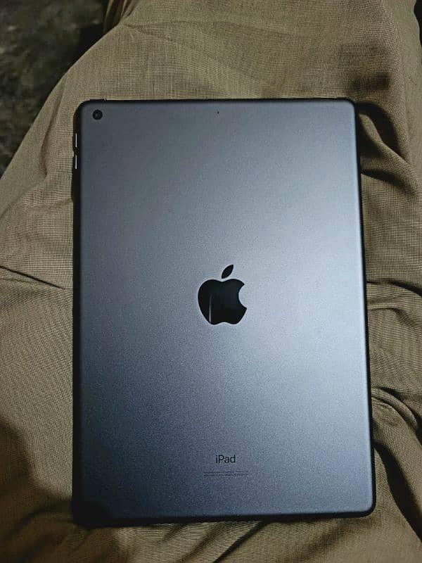 iPad 7 32GB 1