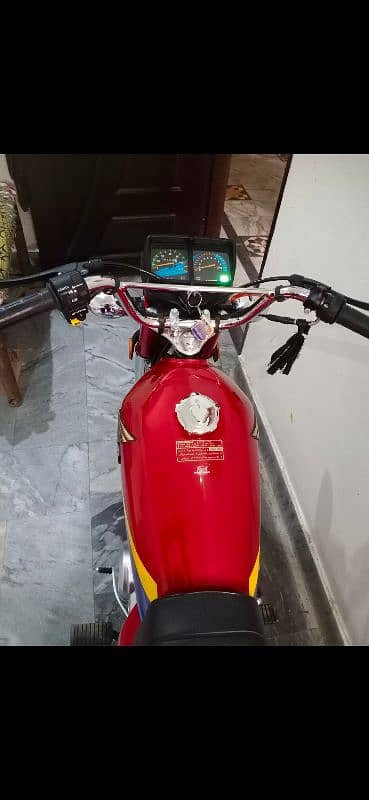 Honda 125/2012 totally Restor genuine spare 0