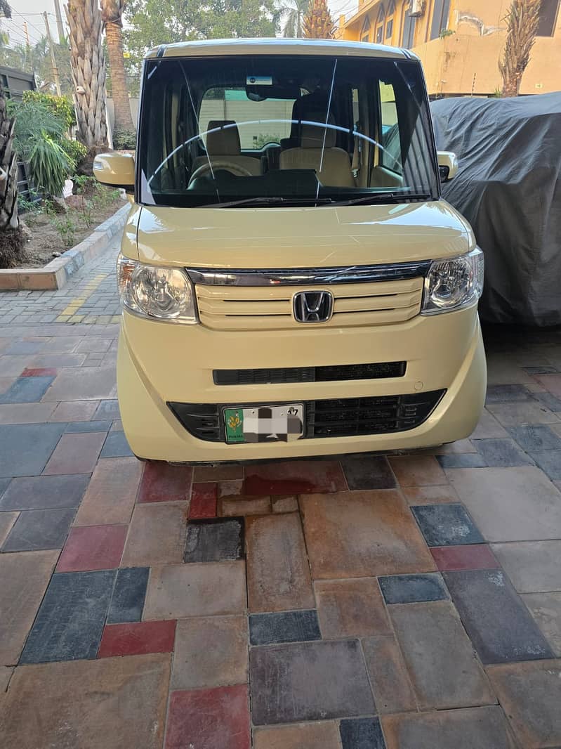 Honda N Box 2014 1