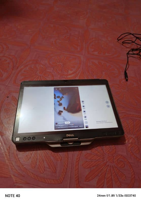 Dell XT3   360 degree rotate 5