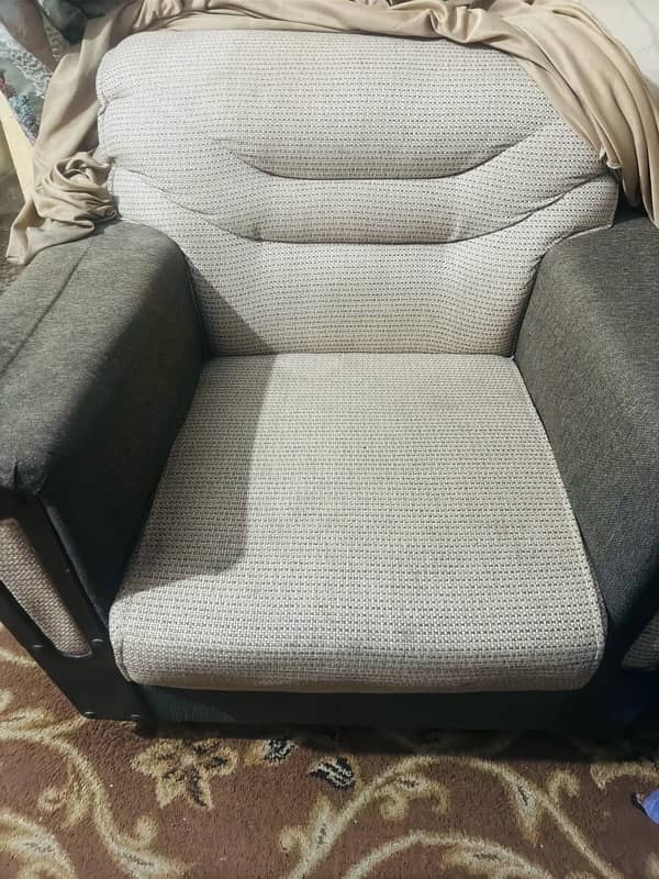 5 seater moltifoam sofa set 3