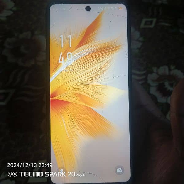 note 30 infinix arjand sell. . . 3