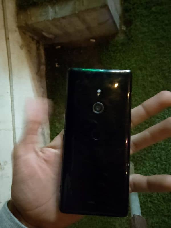 sony Xperia xz3 [4 64] pta approved (10 by 9) 2