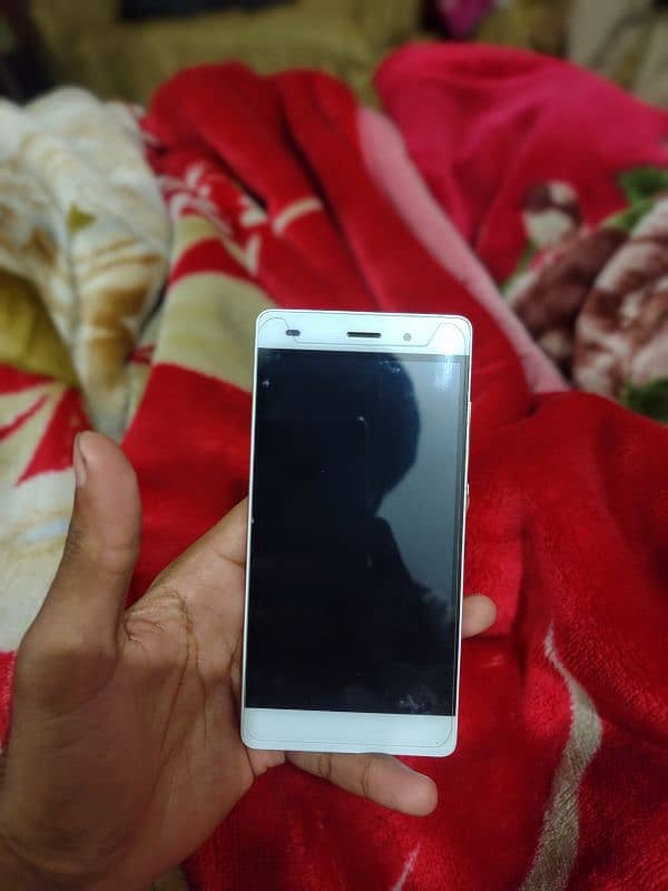 Huawei P8 lite official pta proved (2/16) Mint Condition Argent Sale 4