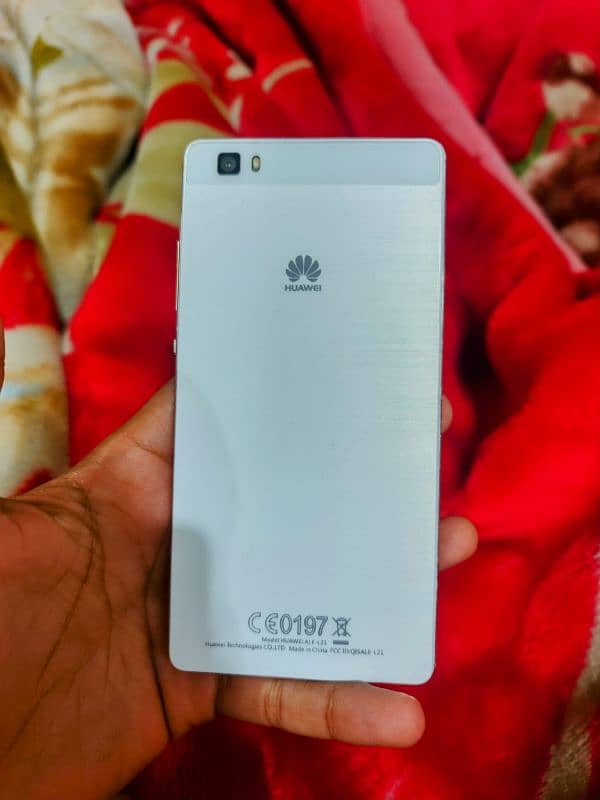 Huawei P8 lite official pta proved (2/16) Mint Condition Argent Sale 7