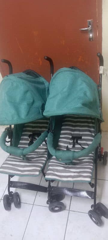 twins stroller 3