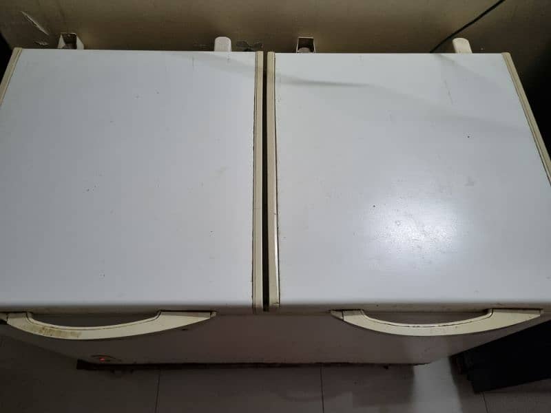 double door freezer, fnf price 30000 1