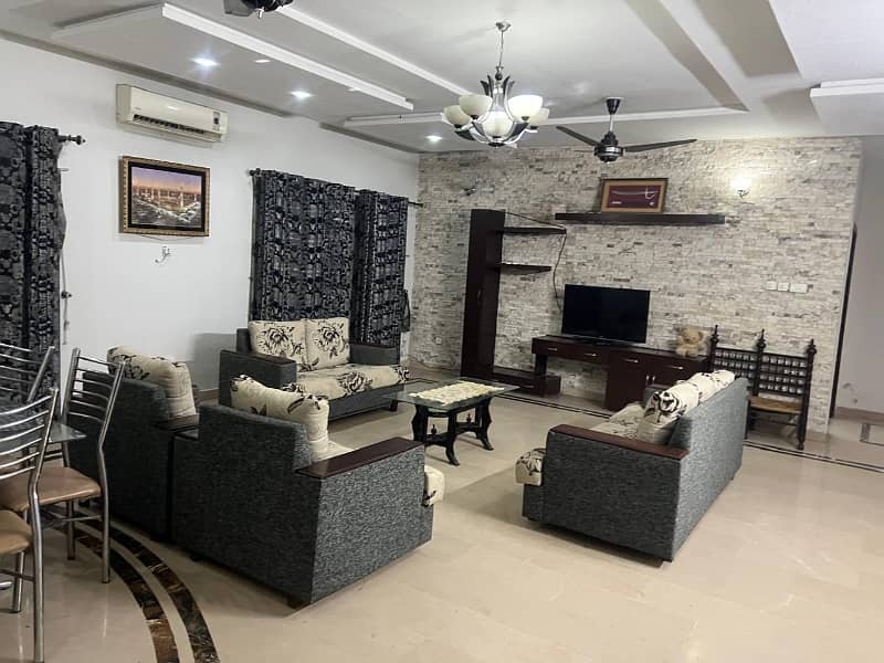 Independent Ground lock portion 1Kanal Furnished Upper Portion for rent in Phase1 Bahria Town rwp 3