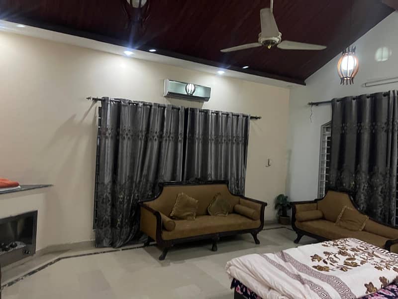 Independent Ground lock portion 1Kanal Furnished Upper Portion for rent in Phase1 Bahria Town rwp 11