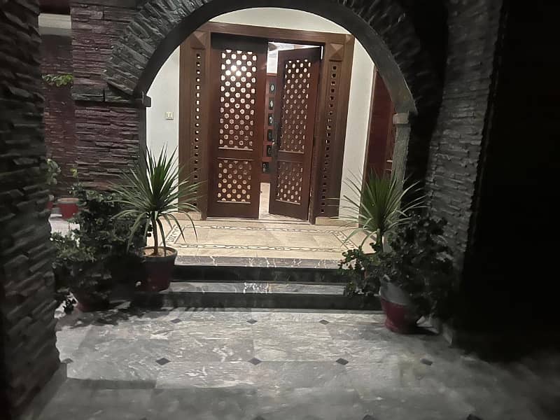 Independent Ground lock portion 1Kanal Furnished Upper Portion for rent in Phase1 Bahria Town rwp 18