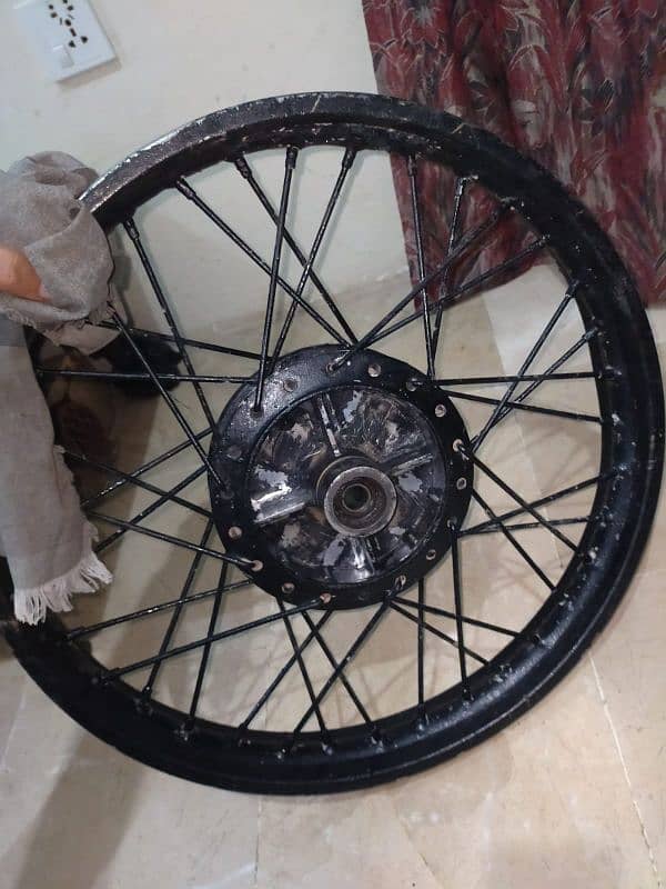 Suzuki 150 Rims Tyre Battery aur parts used 0