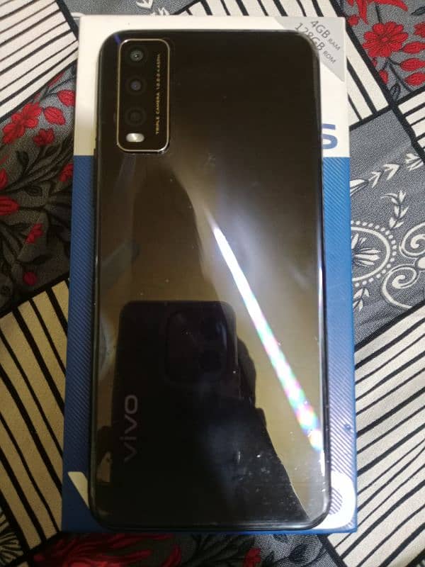 Vivo y20s 4+1/128 0