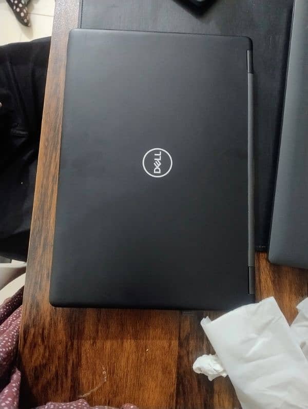 Dell Latitude 5490 0