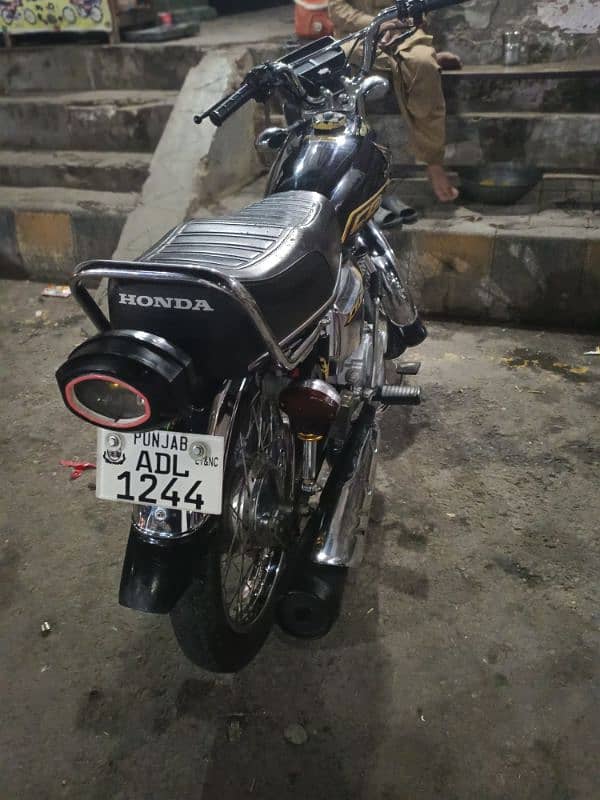 Honda 125 salf CG 10