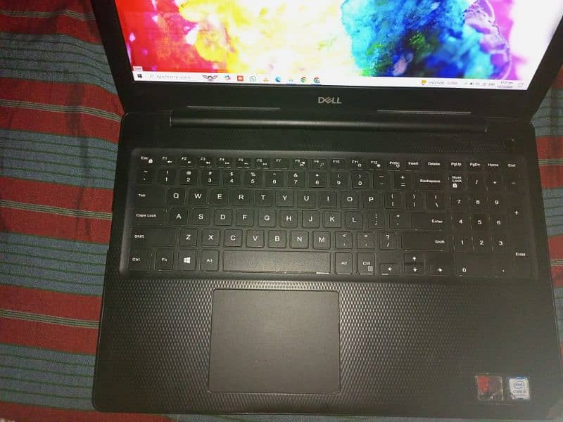 Dell Core i5 8 gen RAM 12 ROM 1000gb Full HD 15.6inch 2