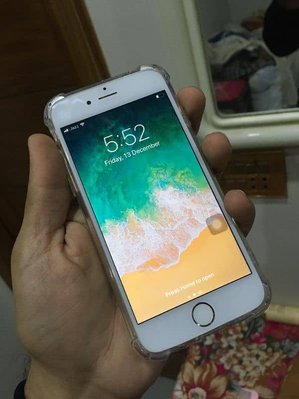 urgent sale. Iphone 6/*64gb PTA approved/ 03122550074 2